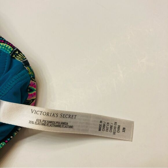 Victoria’s Secret VSX Sport Bra Teal Pink Geometric Print Crossback Size‎ 32B - Picture 8 of 8